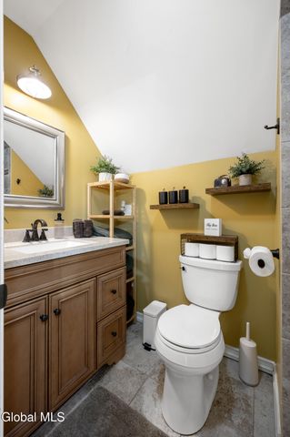 20 Honey Hollow Road, Queensbury, NY 12804