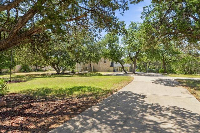 18113 Travis DR, Lago Vista, TX 78645