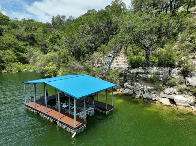 18113 Travis DR, Lago Vista, TX 78645