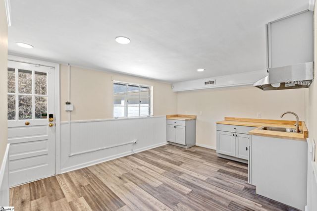 201 Augusta Street, Easley, SC 29640