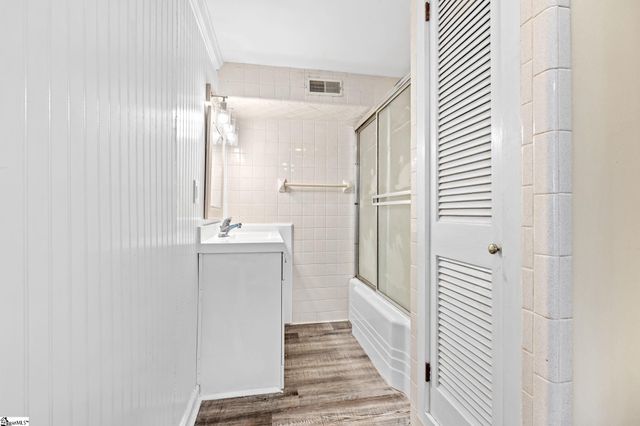 201 Augusta Street, Easley, SC 29640