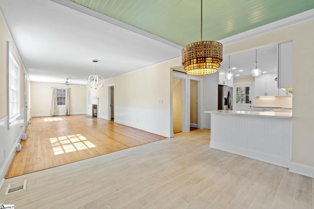 201 Augusta Street, Easley, SC 29640