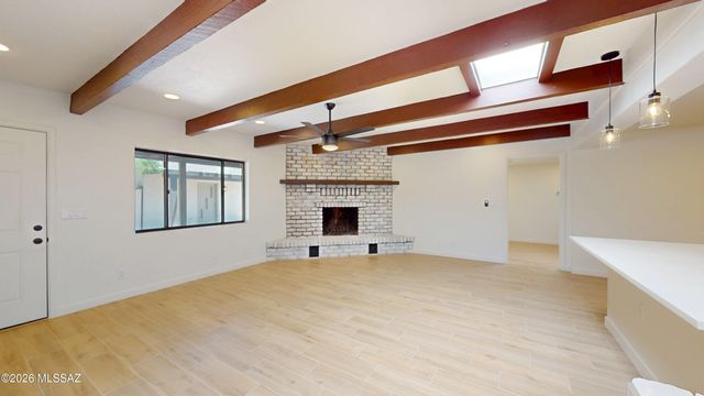 2709 E Glenn Street, Tucson, AZ 85716
