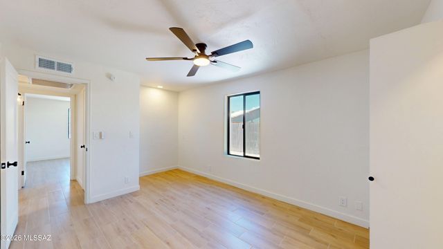 2709 E Glenn Street, Tucson, AZ 85716