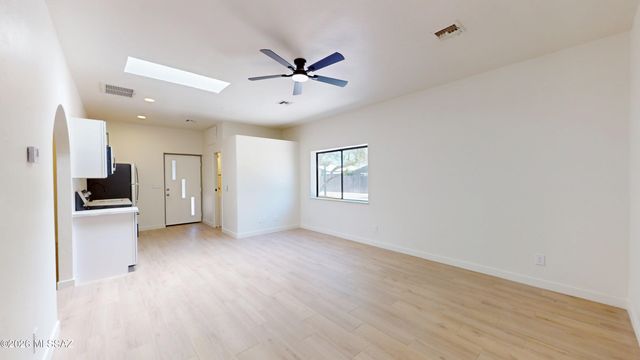 2709 E Glenn Street, Tucson, AZ 85716