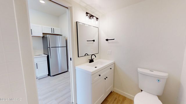 2709 E Glenn Street, Tucson, AZ 85716