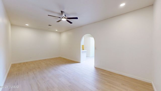 2709 E Glenn Street, Tucson, AZ 85716