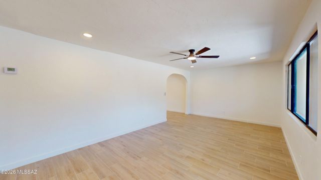 2709 E Glenn Street, Tucson, AZ 85716