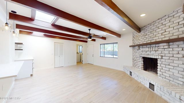 2709 E Glenn Street, Tucson, AZ 85716