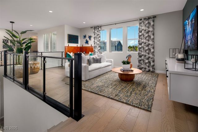 7045 Serene Creek Street, Las Vegas, NV 89131