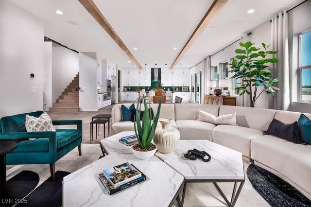 7045 Serene Creek Street, Las Vegas, NV 89131