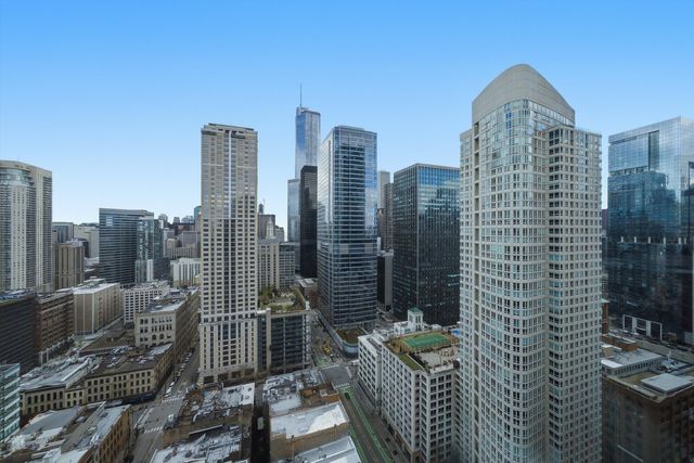 400 N LaSalle Street 3305, Chicago, IL 60654