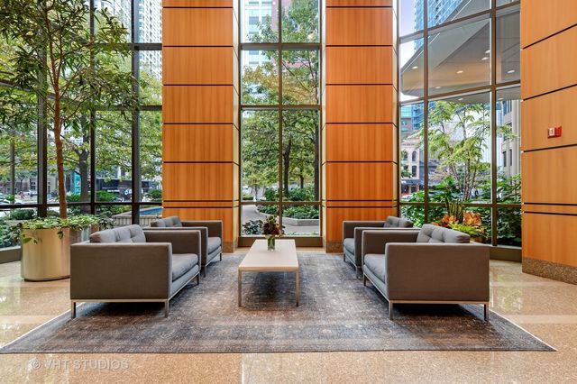 400 N LaSalle Street 3305, Chicago, IL 60654