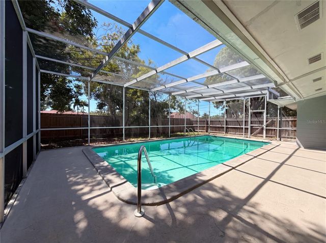 6712 CONETTA DRIVE, Sarasota, FL 34243