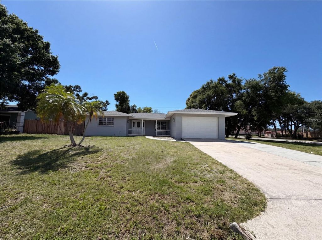 6712 CONETTA DRIVE, Sarasota, FL 34243