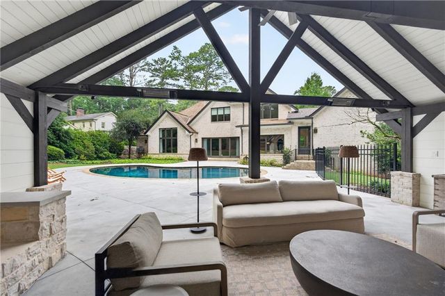 3659 Northside Drive NW, Atlanta, GA 30305
