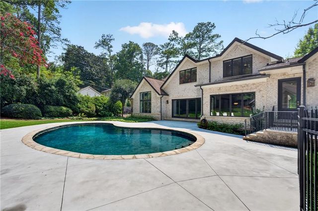 3659 Northside Drive NW, Atlanta, GA 30305