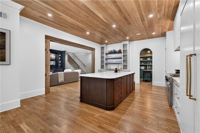 3659 Northside Drive NW, Atlanta, GA 30305
