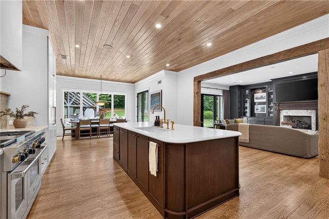 3659 Northside Drive NW, Atlanta, GA 30305
