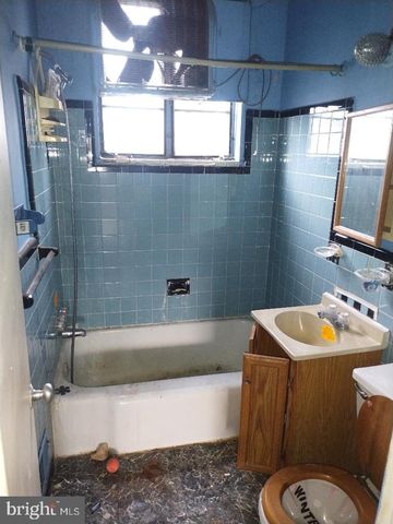 38 SHERIDAN ST NE, Washington, DC 20011