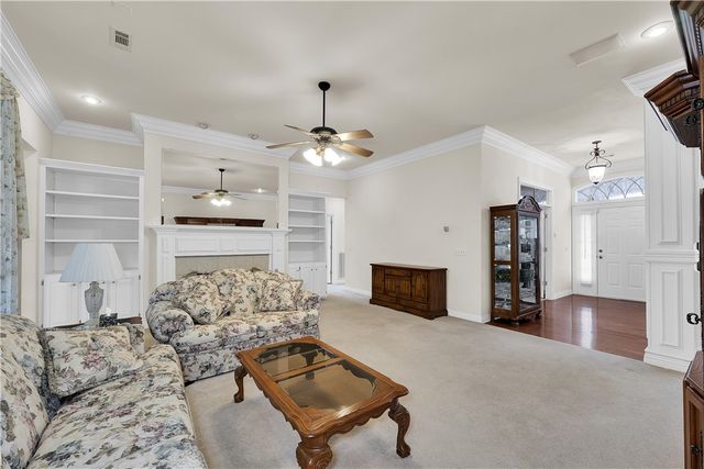 1712 S 41st Street, Rogers, AR 72758