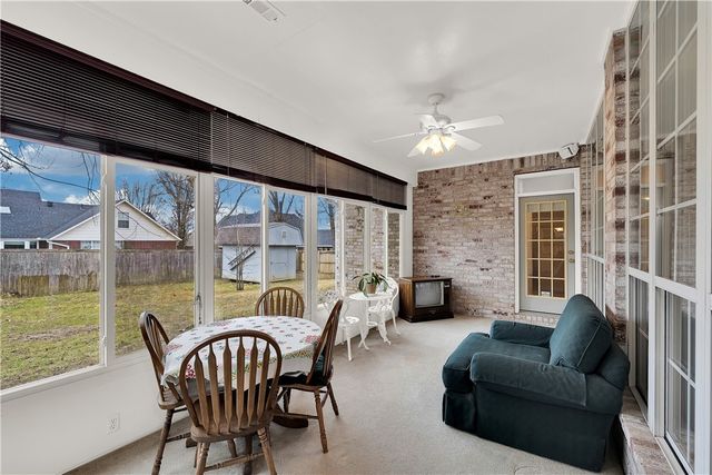 1712 S 41st Street, Rogers, AR 72758