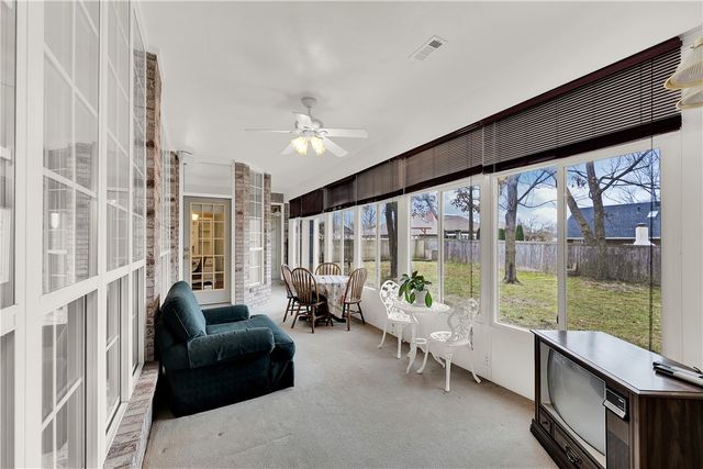 1712 S 41st Street, Rogers, AR 72758