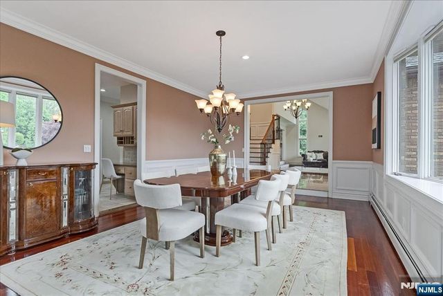 31 Forest Hills Way, Cedar Grove, NJ 07009