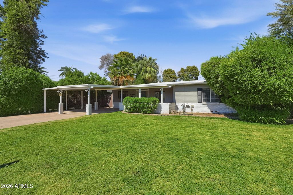 4208 E WILSHIRE Drive, Phoenix, AZ 85008 — exterior