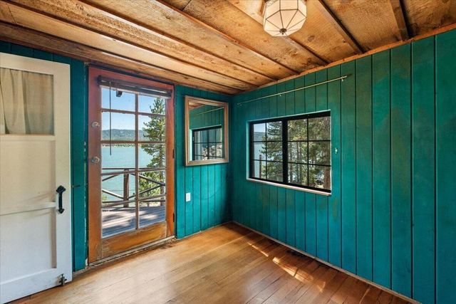 335 N Shore Drive, Fawnskin, CA 92333