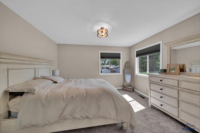 5256 BASSWOOD, Rapid City, SD 57703