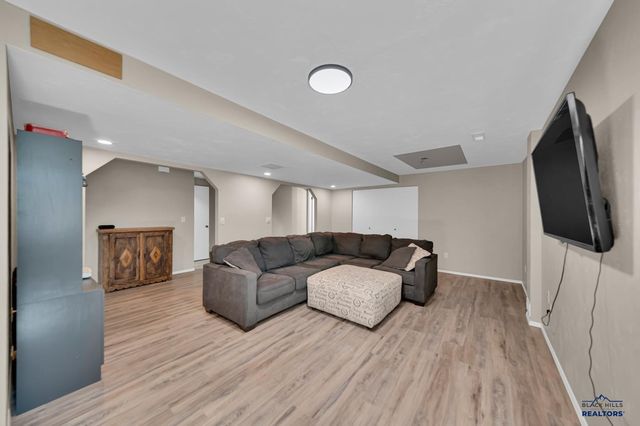 5256 BASSWOOD, Rapid City, SD 57703