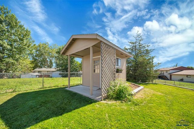 5256 BASSWOOD, Rapid City, SD 57703