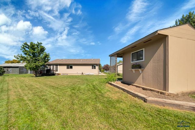 5256 BASSWOOD, Rapid City, SD 57703