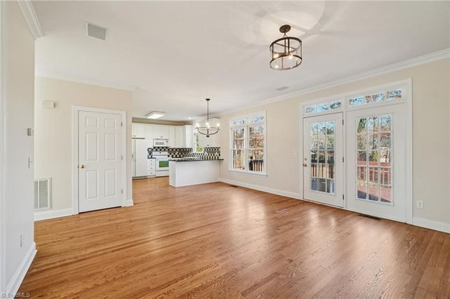 105 Winrow Drive, Jamestown, NC 27282