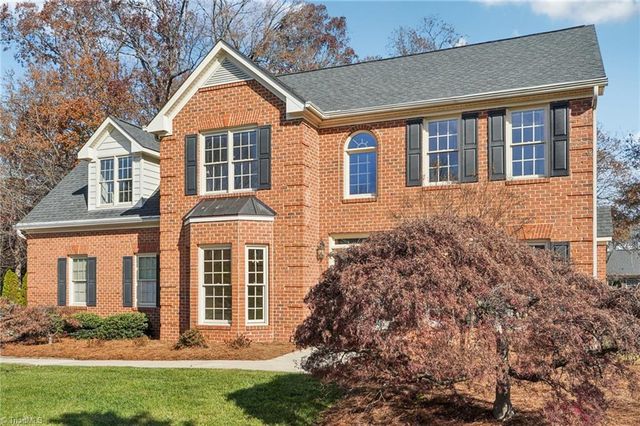 105 Winrow Drive, Jamestown, NC 27282