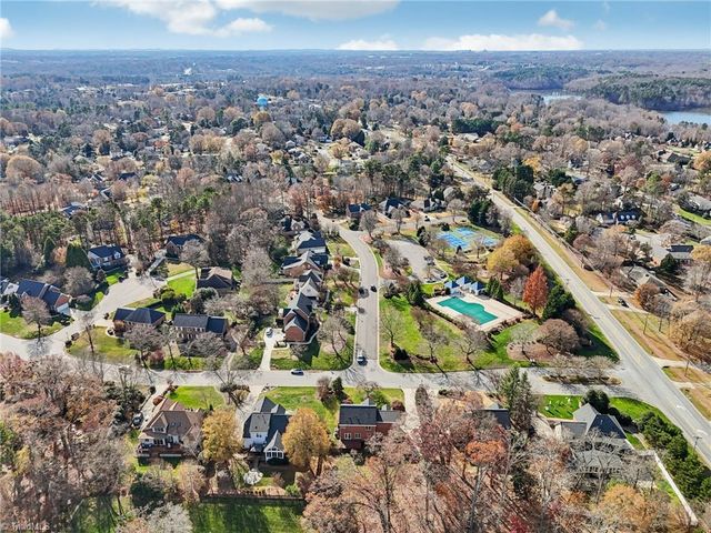 105 Winrow Drive, Jamestown, NC 27282