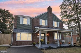 917 DELMONT DR, Wynnewood, PA 19096