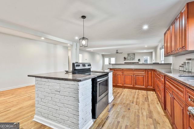 258 Sunset Avenue NW, Atlanta, GA 30314