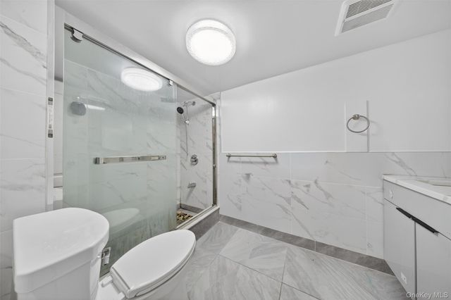 3218 172nd Street, Flushing, NY 11358