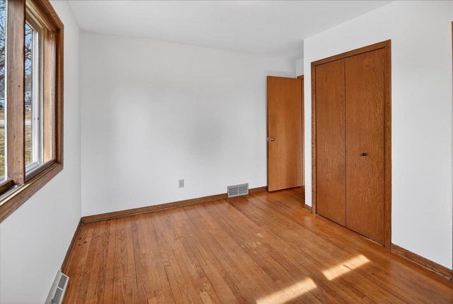 1005 Tompkins Drive, Madison, WI 53716