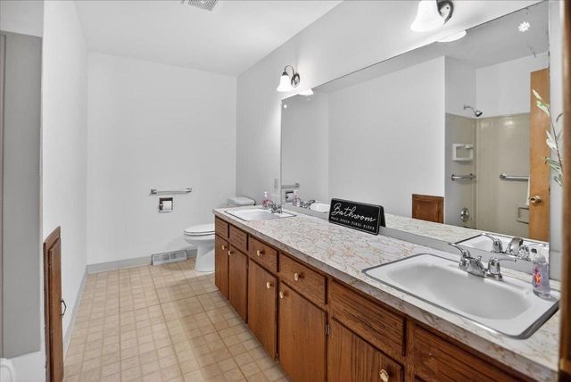 1005 Tompkins Drive, Madison, WI 53716