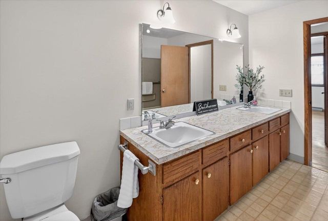 1005 Tompkins Drive, Madison, WI 53716