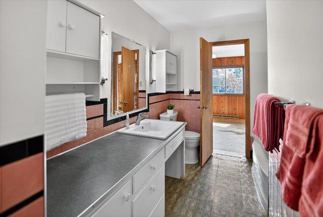 1005 Tompkins Drive, Madison, WI 53716