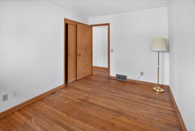 1005 Tompkins Drive, Madison, WI 53716