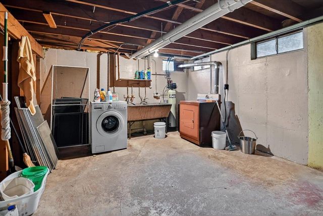 1005 Tompkins Drive, Madison, WI 53716