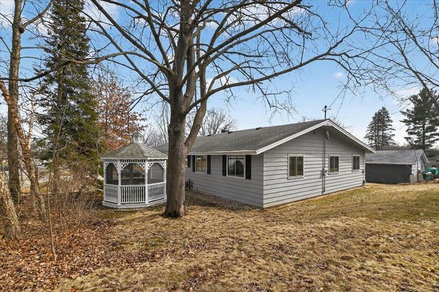 1005 Tompkins Drive, Madison, WI 53716