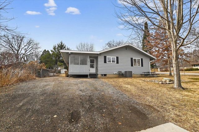 1005 Tompkins Drive, Madison, WI 53716