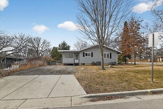 1005 Tompkins Drive, Madison, WI 53716