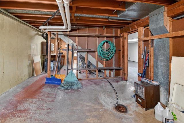 1005 Tompkins Drive, Madison, WI 53716